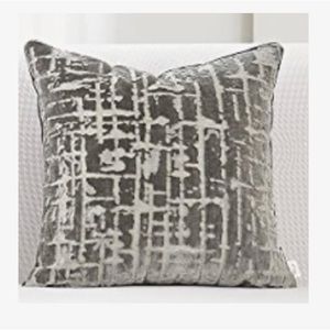 Alerfa decorative accent pillow